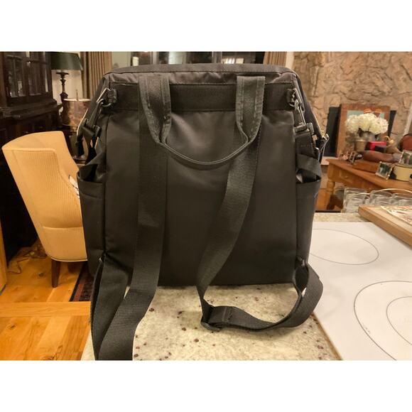 Skip Hop Mainframe Wide Open Diaper Backpack - Picture 4 of 5